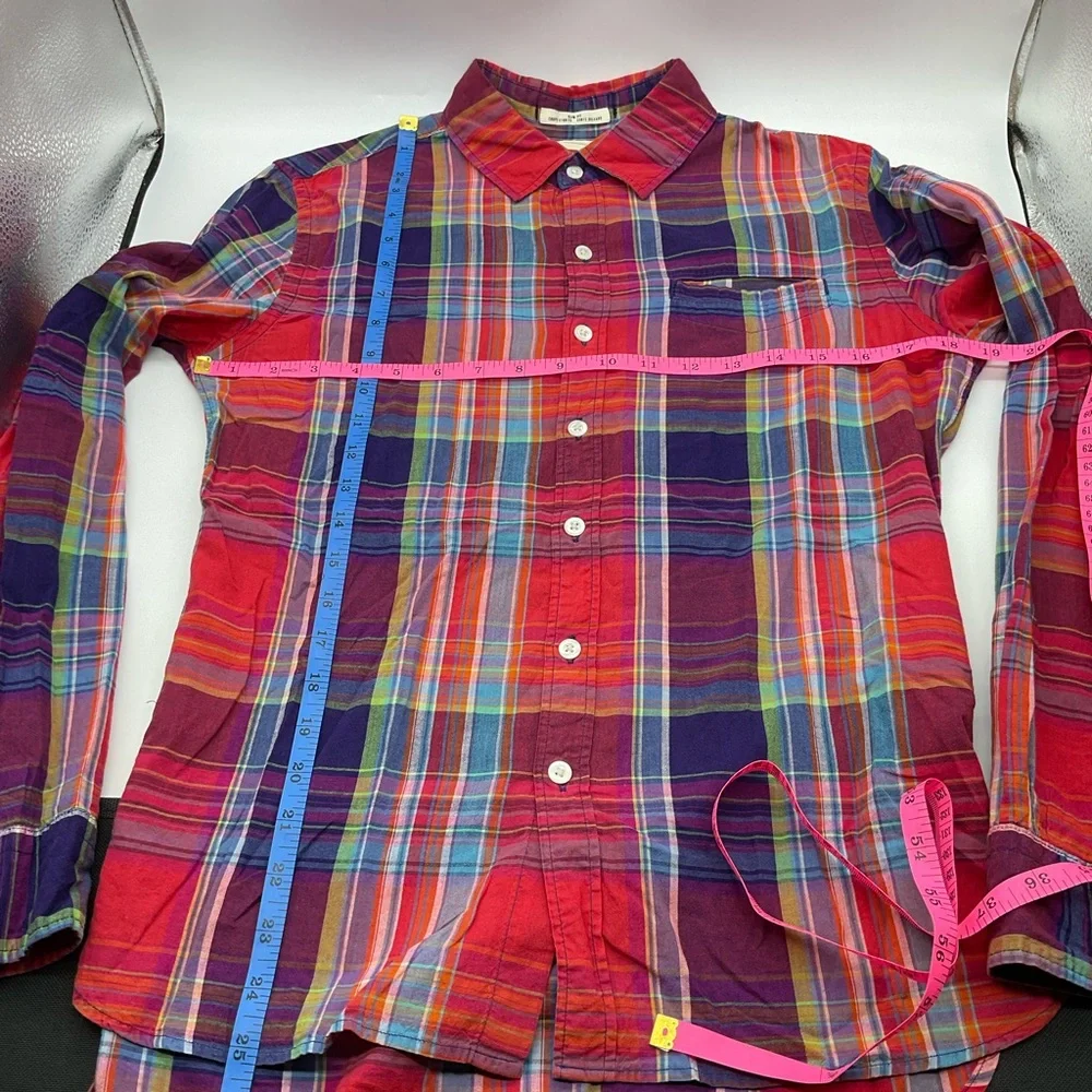 TWO MENS LEVIS 100% COTTON SHIRTS‎